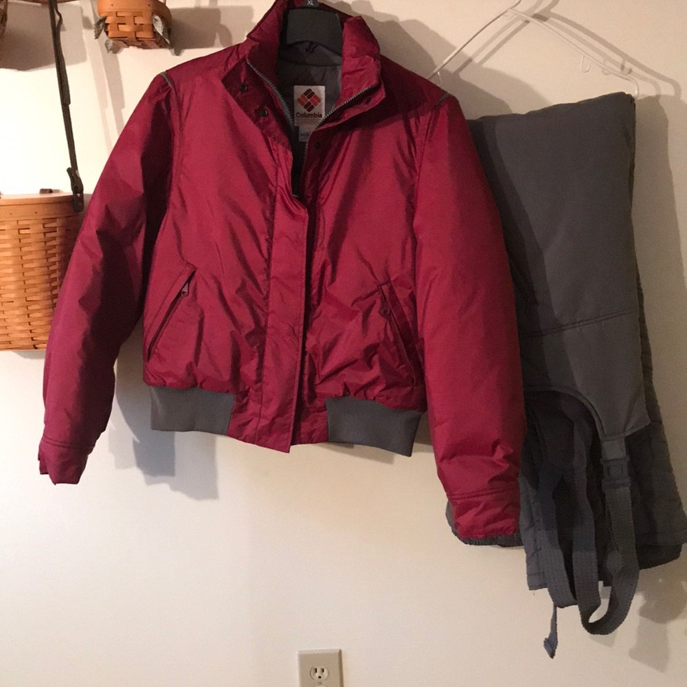 Women’s snowboarding suit